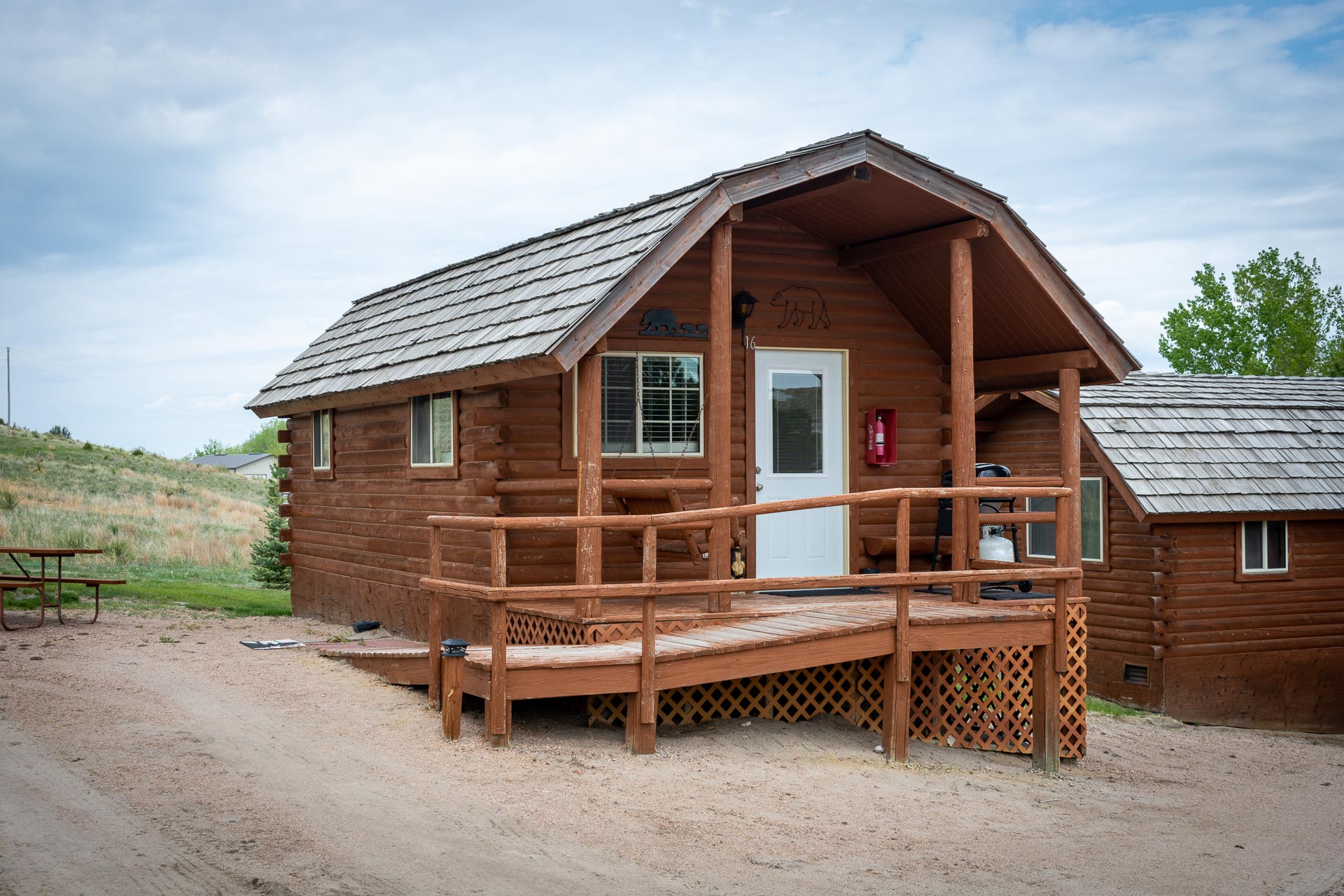 Eagle Canyon Hideaway Cabins & RV Sites near Lake McConaughy